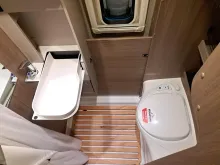 Fahrzeugbild Carado pro CV 541 Hecksitzgruppe, Autom., Rahmenfenster #11