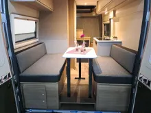 Fahrzeugbild Carado pro CV 541 Hecksitzgruppe, Autom., Rahmenfenster #12