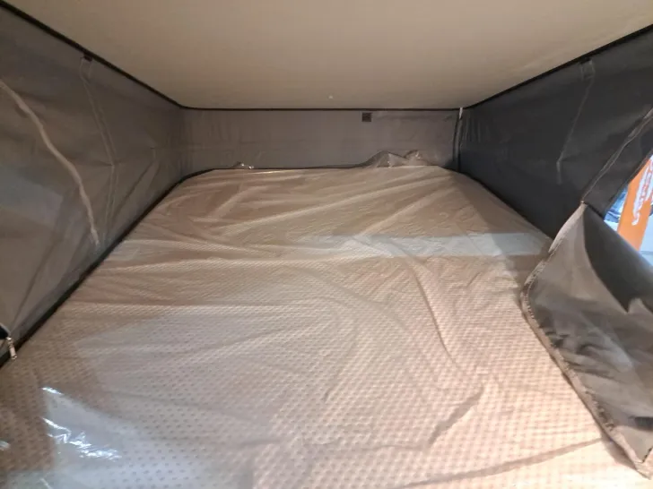 Fahrzeugbild Carado pro CV 541 Hecksitzgruppe, Autom., Rahmenfenster #13