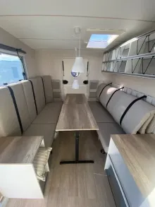 Fahrzeugbild Hobby Beachy 360 #5