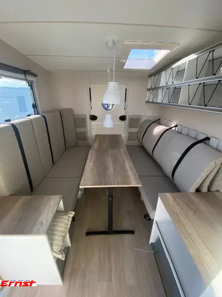 Fahrzeugbild Hobby Beachy 360 #5