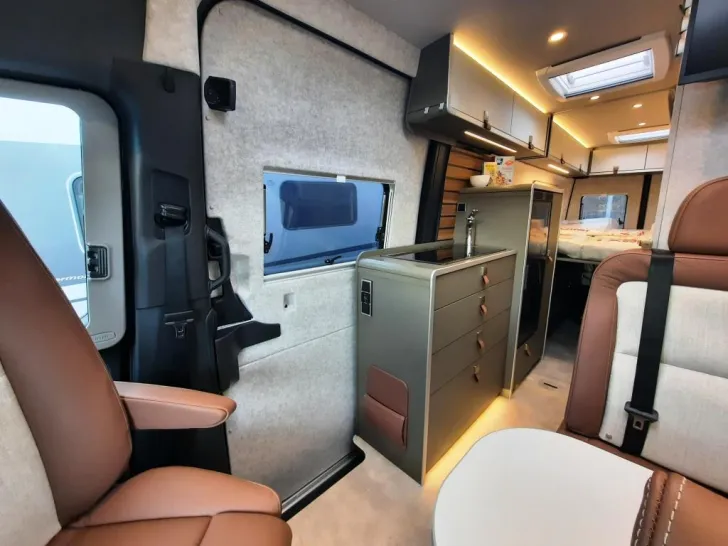 Fahrzeugbild Hymer Camper Van Grand Canyon S 700 Verfüg./Sale 19.855,- € sparen #7