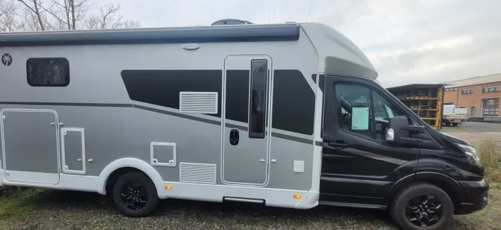 Fahrzeugbild Sunlight Adventure T Ford 680 *Automatik*SAT*NAVI*Hubbett #1