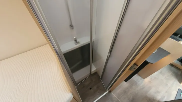 Fahrzeugbild Sunlight Adventure T Ford 680 *Automatik*SAT*NAVI*Hubbett #20