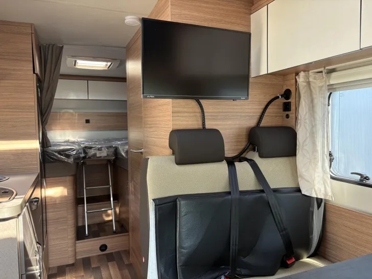 Fahrzeugbild Weinsberg CaraHome 650 MEG TOP DEAL #14