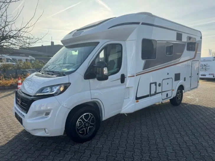 Fahrzeugbild Bürstner Lyseo TD 690 G Sie sparen 14.350,-€! #3