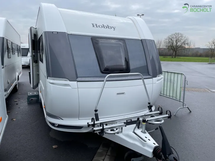 Fahrzeugbild Hobby De Luxe 460 UFe 1500 kg / Mover / Fahrradträger #1