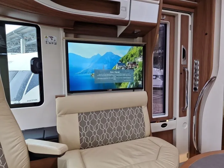 Fahrzeugbild Carthago E-LINE I 50 LE DA MB #12