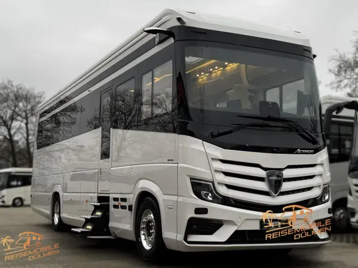 Fahrzeugbild Morelo Grand Empire 110 GSB #1