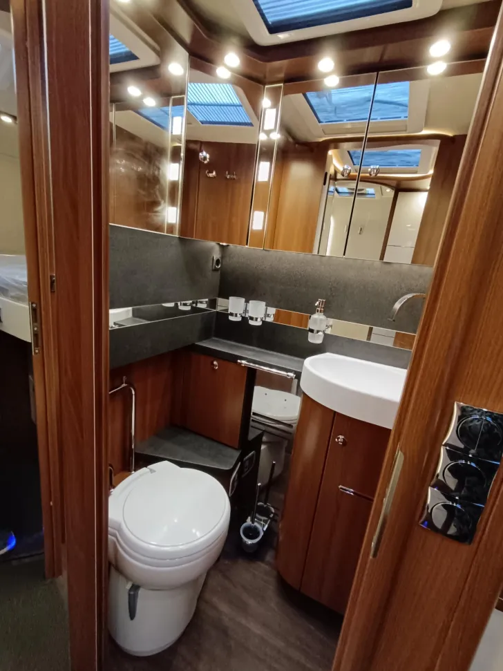 Fahrzeugbild Carthago liner-for-two I 53 Powerpaket #8