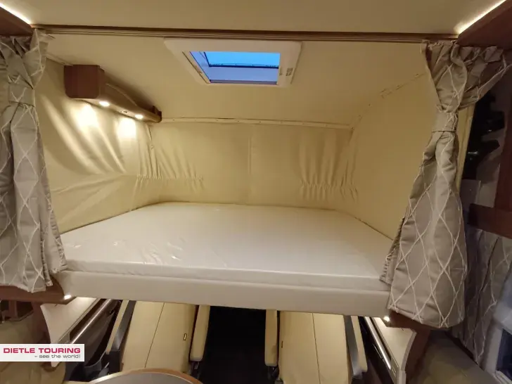 Fahrzeugbild Carthago chic e-line I 50 LE DA Mercedes #6