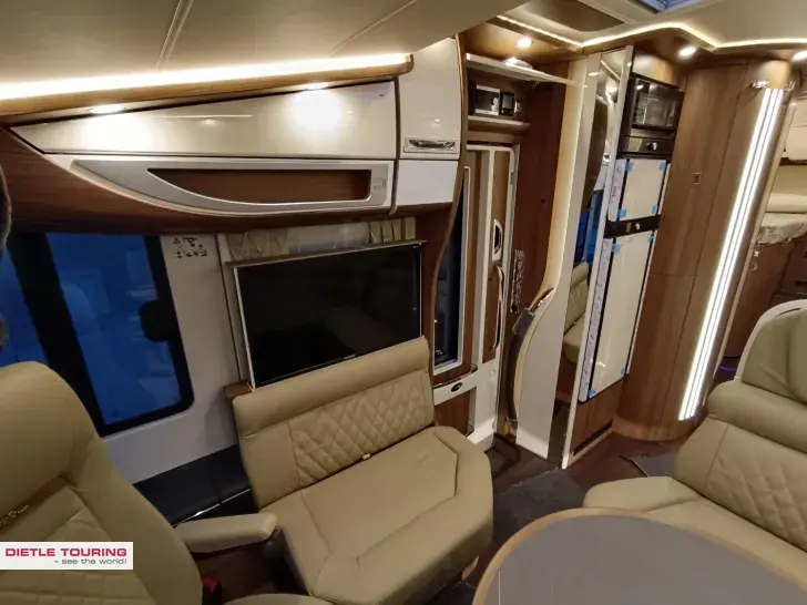 Fahrzeugbild Carthago chic e-line I 50 LE DA Mercedes #8