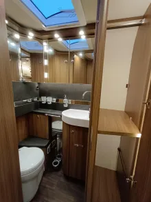 Fahrzeugbild Carthago chic e-line I 50 LE DA Mercedes #13