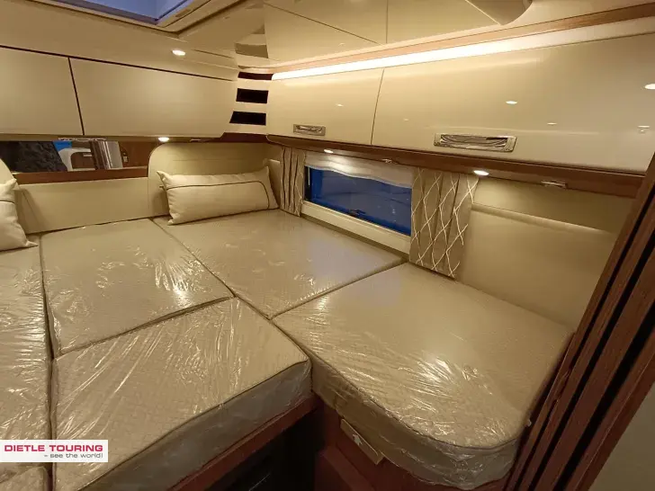 Fahrzeugbild Carthago chic e-line I 50 LE DA Mercedes #16