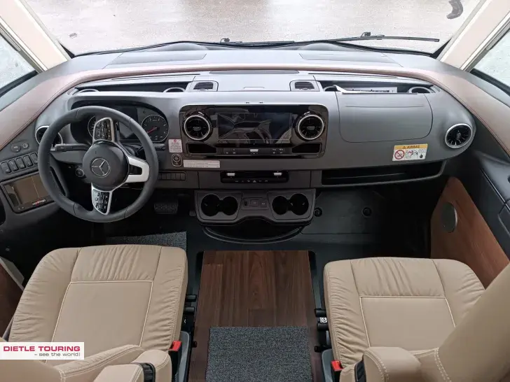 Fahrzeugbild Carthago chic e-line I 61 XL LE #5