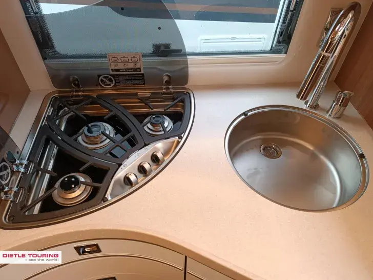 Fahrzeugbild Carthago chic e-line I 61 XL LE #11