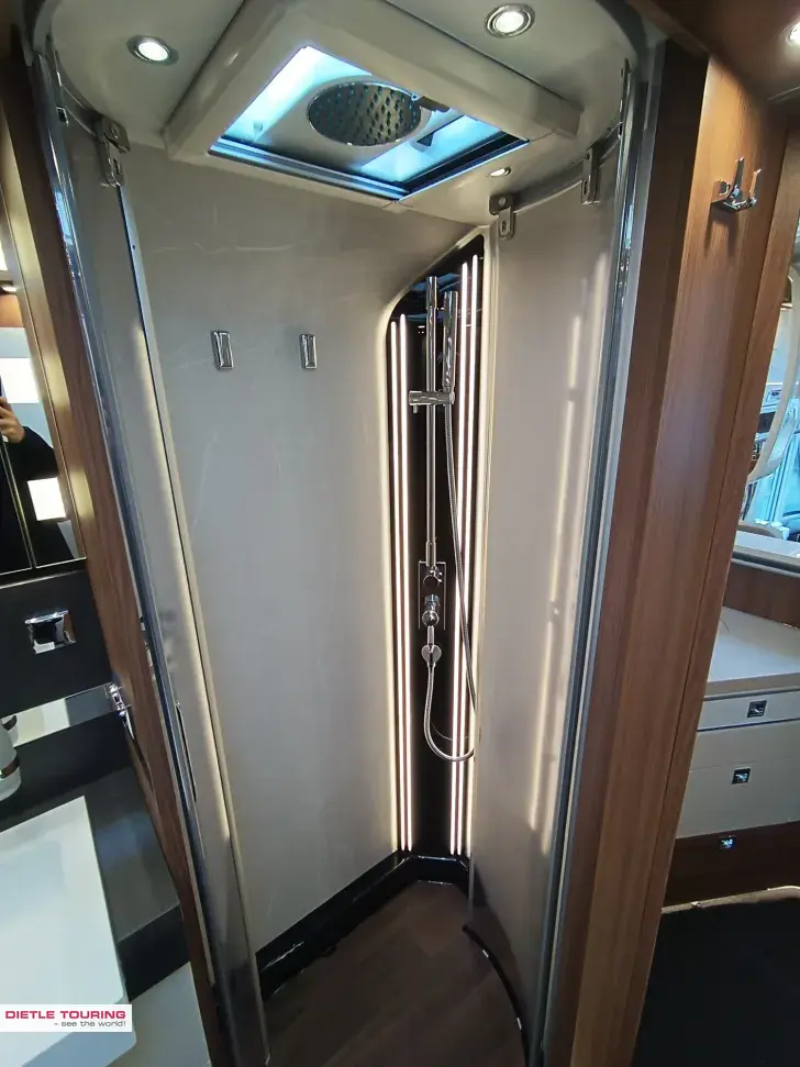 Fahrzeugbild Carthago chic e-line I 61 XL LE #14