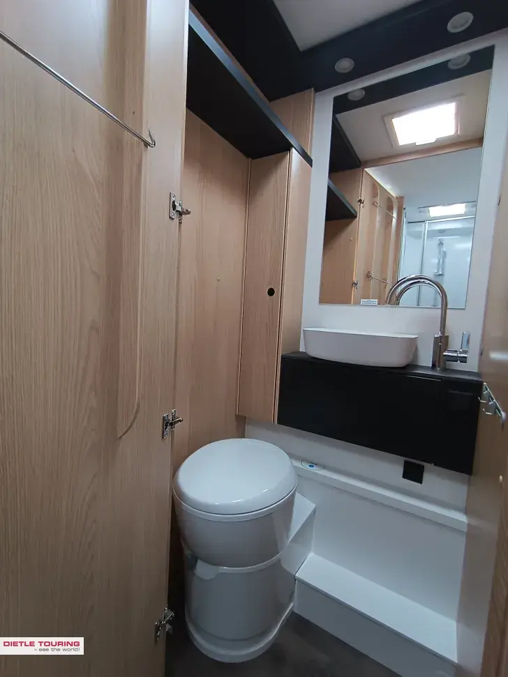 Fahrzeugbild Sunlight Adventure T 68 Automatik, Hubbett #13