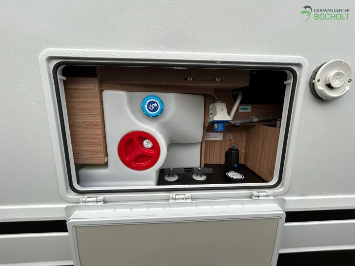 Fahrzeugbild Weinsberg CaraCore 700 MEG #8