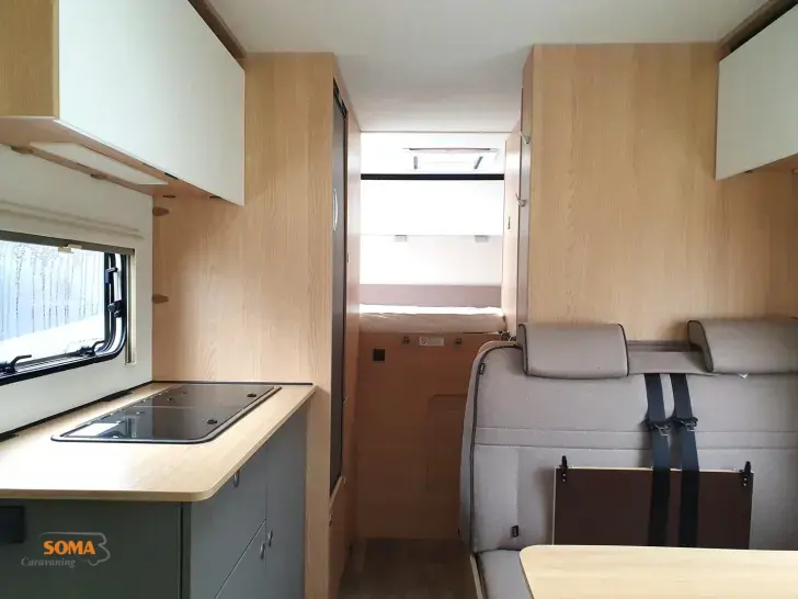 Fahrzeugbild LMC Tourer Alkoven A 690 G #10