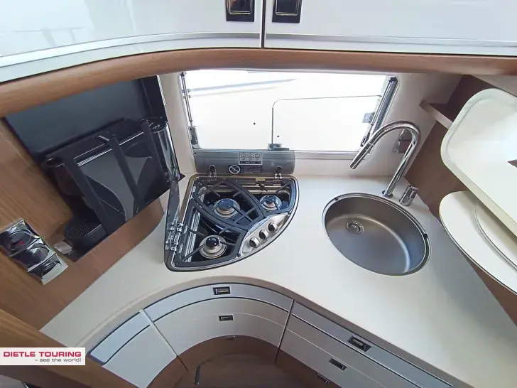 Fahrzeugbild Carthago chic s-plus I 61 XL LE #11