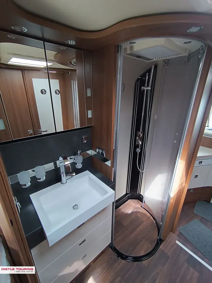 Fahrzeugbild Carthago chic s-plus I 61 XL LE #13