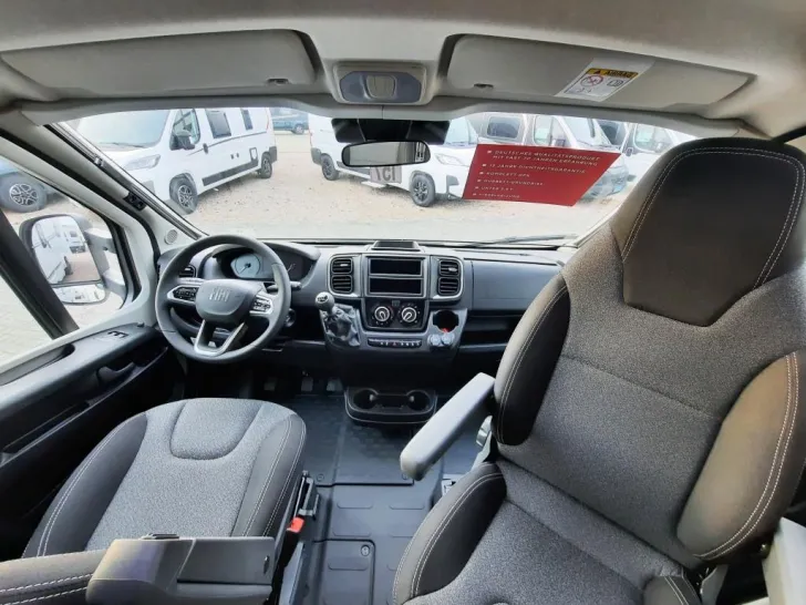 Fahrzeugbild LMC Tracer 730 EL Verfüg./Sparen Sie 11.681,- € #17