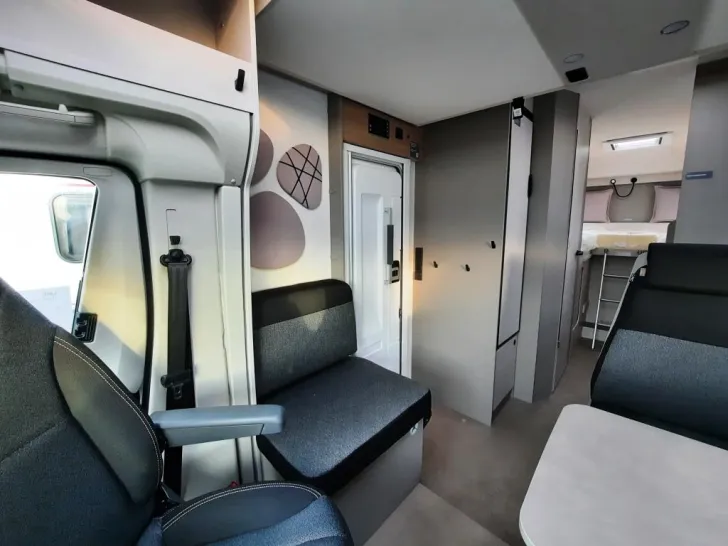Fahrzeugbild LMC Tracer 730 EL Verfüg./Sparen Sie 11.681,- € #7
