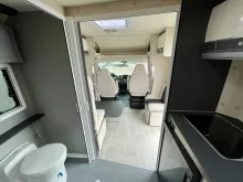 Fahrzeugbild Across Car Aero 689 CDH barrierefrei mit Kassettenlift #13