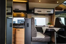 Fahrzeugbild Knaus L!VE WAVE 700 MEG Platinum Selection Automatik | Modell 2026 #5