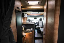 Fahrzeugbild Knaus L!VE WAVE 700 MEG Platinum Selection Automatik | Modell 2026 #8