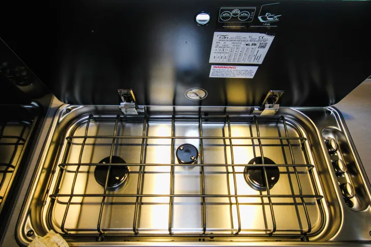 Fahrzeugbild Knaus L!VE WAVE 700 MEG Platinum Selection Automatik | Modell 2026 #10