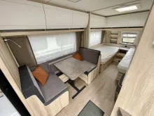 Fahrzeugbild Hobby De Luxe 460 SL Modell 2026 / 1500 kg #4