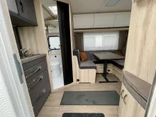 Fahrzeugbild Hobby De Luxe 460 SL Modell 2026 / 1500 kg #11