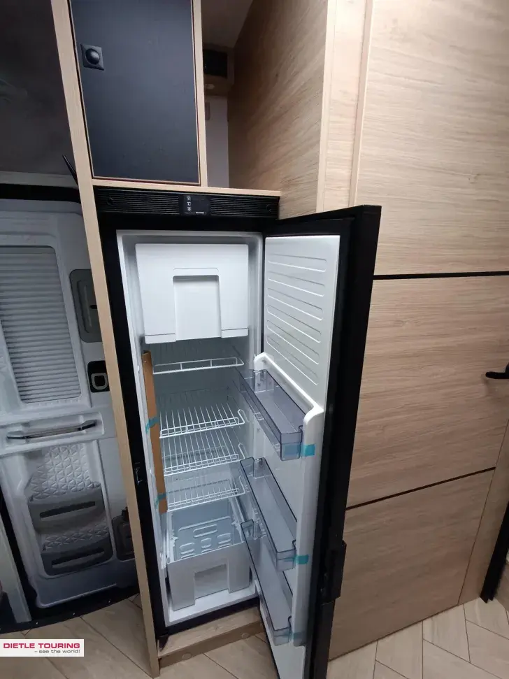 Fahrzeugbild Challenger Teilintegriert Graphite Edition 317 Arctic #10