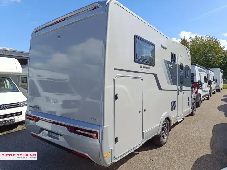 Fahrzeugbild Adria Coral 60Y 670 DL Jubilee Combi 6E, Modell 26 #4