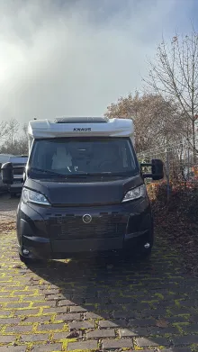 Frontal Vorne Knaus Sky TI 700 MEG Automatik