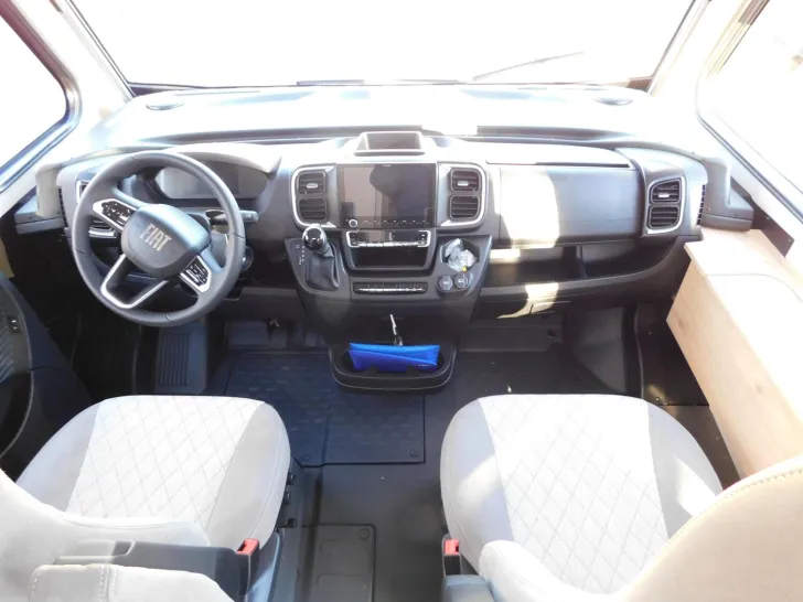 Fahrzeugbild Dethleffs Globebus Active I 4 8G-Autom.+Combi6E+Fußbodenh. #17