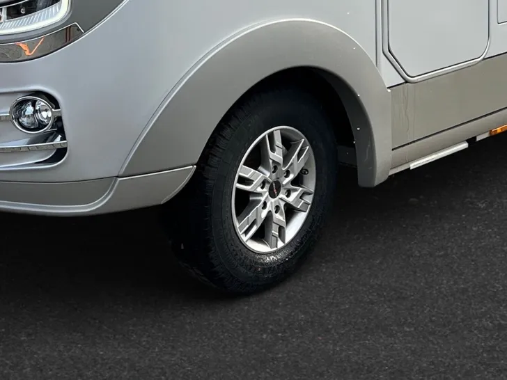 Fahrzeugbild Carthago liner-for-two I 53 L Iveco (256) #8