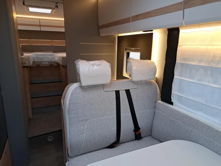 Fahrzeugbild Dethleffs Just Camp Active T 7052 EB Gästebett #10