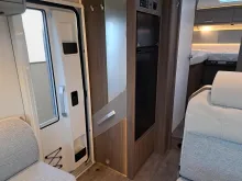 Fahrzeugbild Carado T 447 Pro+ Hubbett, TV, Sat, Solar #11