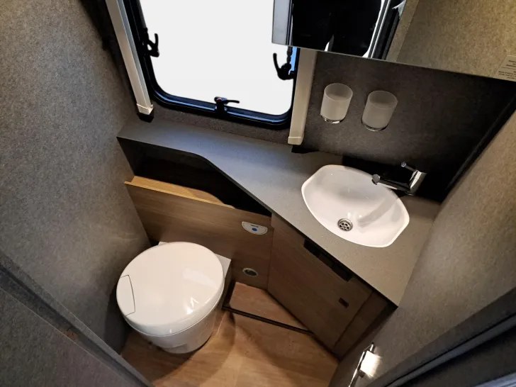 Fahrzeugbild Dethleffs Trend Active I 7057 EB Backofen, Chassispaket #18