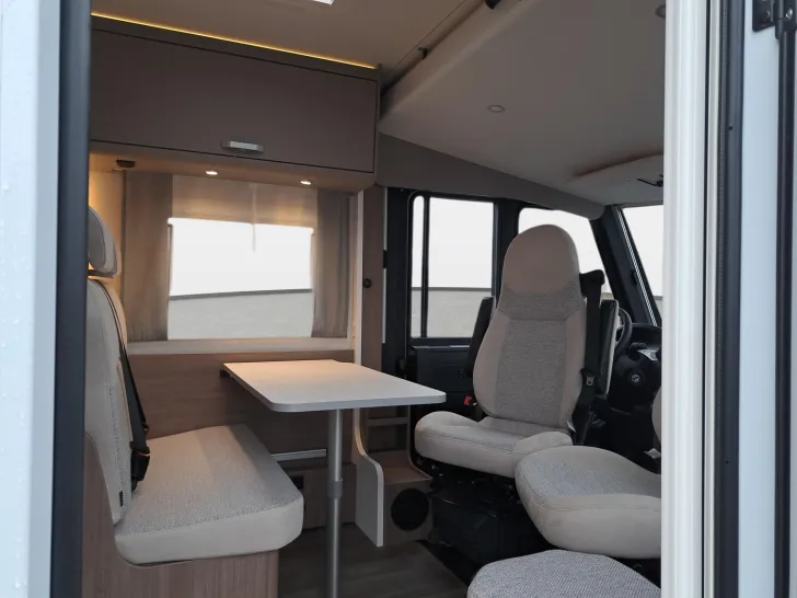 Fahrzeugbild Carado I 338 Pro+ Solar, TV, Sat #8