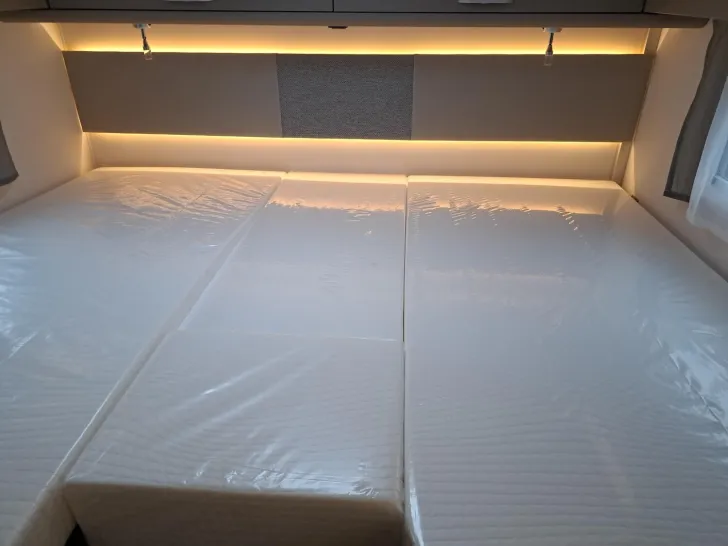 Fahrzeugbild Carado I 338 Pro+ Solar, TV, Sat #16