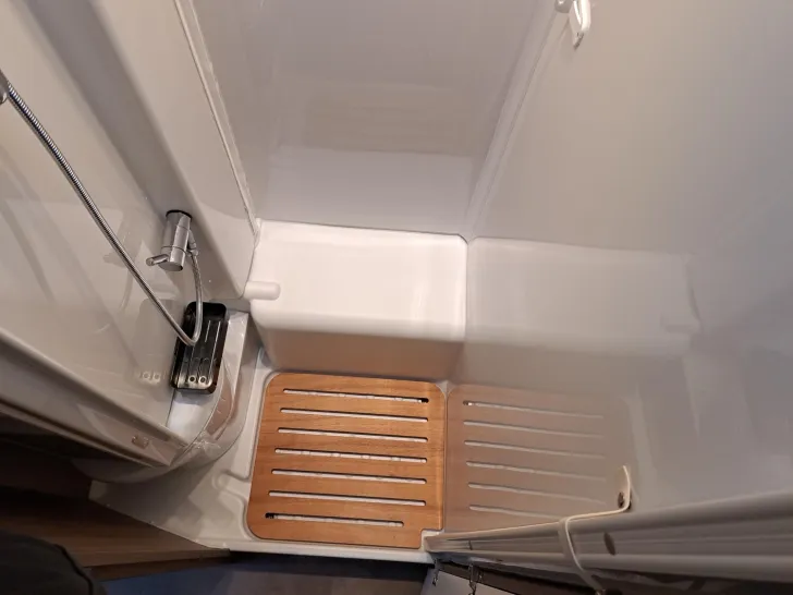 Fahrzeugbild Carado I 338 Pro+ Solar, TV, Sat #18