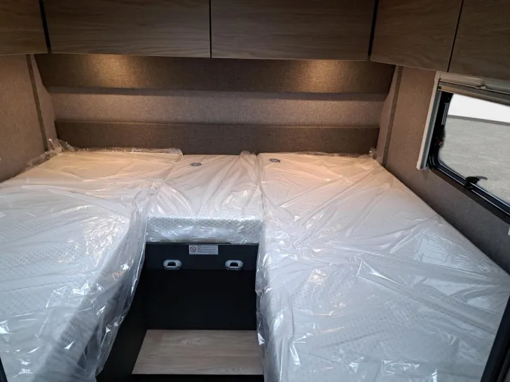 Fahrzeugbild Dethleffs Trend Active T 6817 EB Hubbett, Chassispaket #16