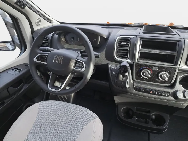 Fahrzeugbild Carado T 448 Pro+ Automatik, Solar, 3. Bett #11