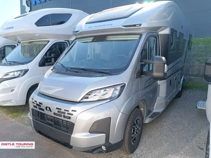 Fahrzeugbild Adria Coral Supreme 670 DC Safety + Style, Markise #3