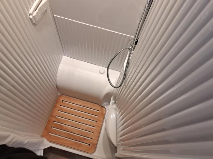 Fahrzeugbild Carado V 347 Pro+ Automatik, Solar, LTE, TV #17