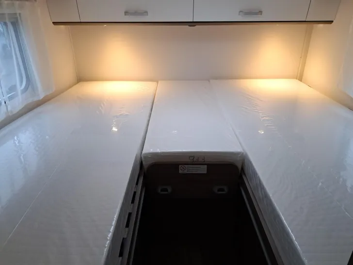 Fahrzeugbild Carado V 347 Pro+ Automatik, Solar, LTE, TV #15
